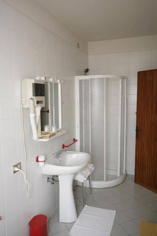 Hotel Ezzelino San Zenone Rum bild